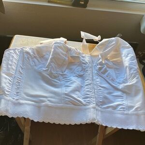 Exquisite Form White Bra 42DD nip